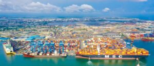Croissance, modernisation et ambitions régionales