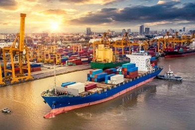 LES OPÉRATEURS GLOBAUX DE TERMINAUX DANS LA MANUTENTION PORTUAIRE CONTENEURISÉE OUEST- AFRICAINE