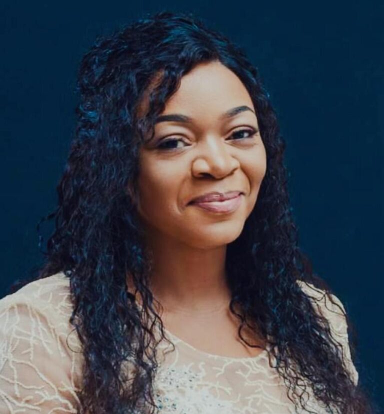 Mme ATANGANA Marie-Noëlle Epouse MINYA Directeur des Ressources Humaines – Groupe Port Autonome de Douala (Groupe PAD), Cameroun