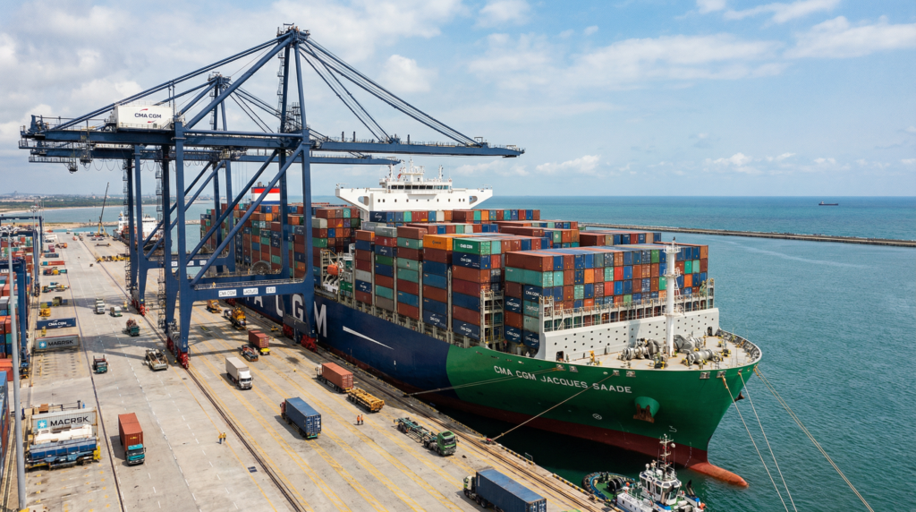 CMA CGM reconfigure son réseau Asie–Afrique de l’Ouest avec trois boucles WAX